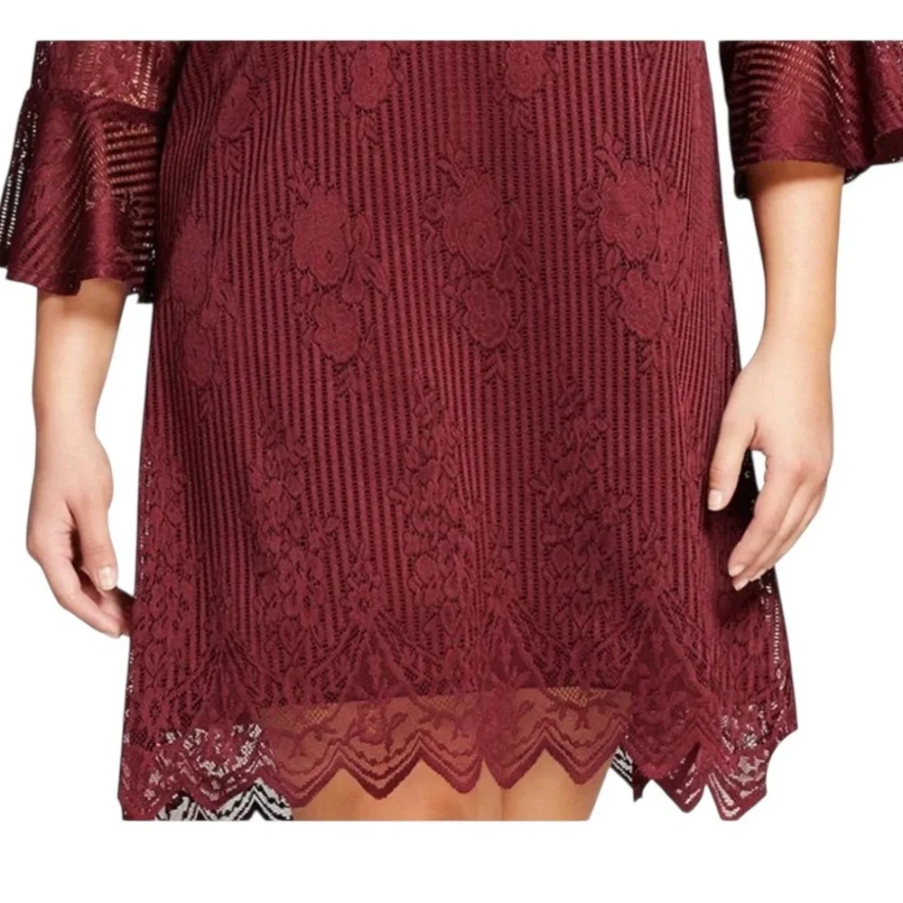 Elegant Burgundy lace dress 1X‎ bell sleeves size holiday wedding guest party